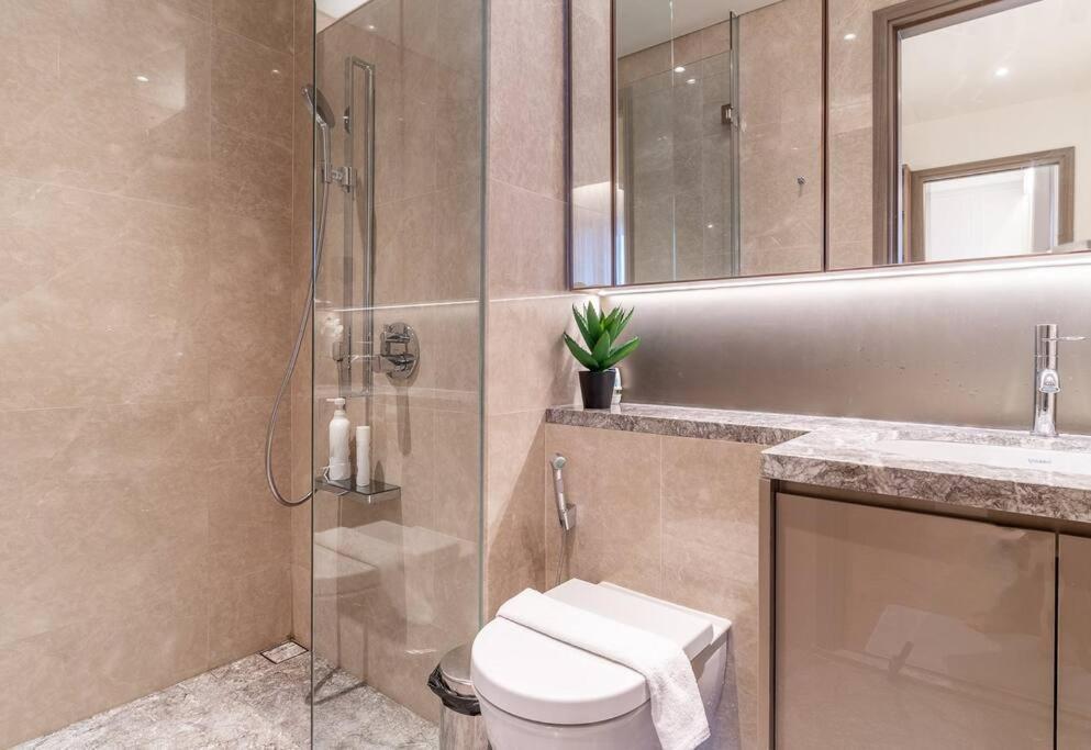Căn hộ The Rixx Elegant @ D1/jacuzzi/pool/gym *